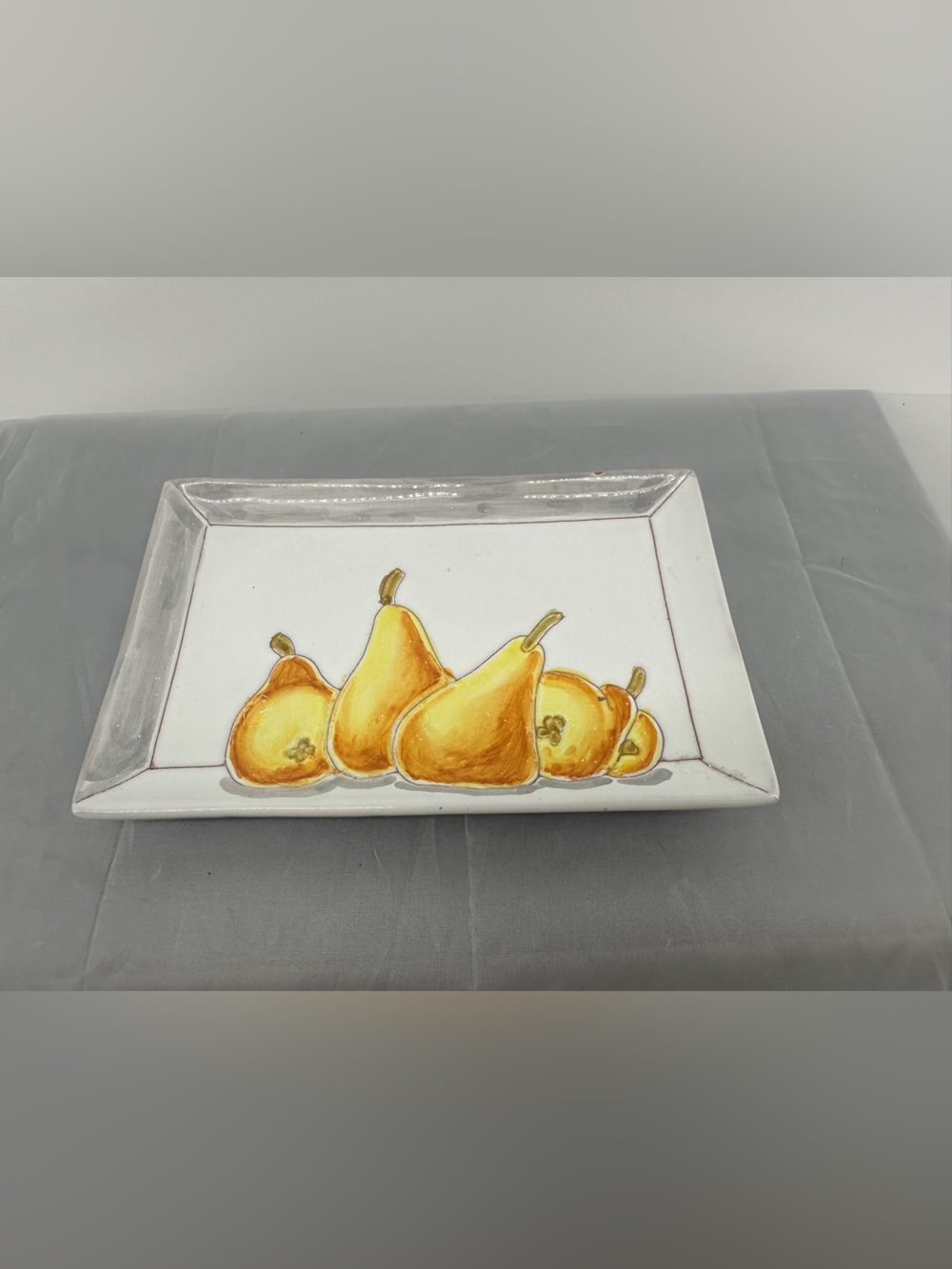 VINTAGE JOSEPH MAGNIN CERAMIC made in Italy pear platter